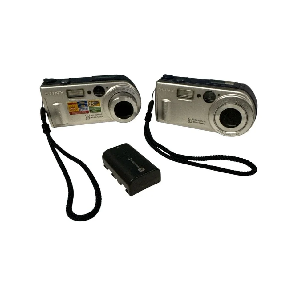 Lot‎ Of 2 Sony Cyber-shot DSC-P200 7.2MP Digital Camera - Silver - Untested +